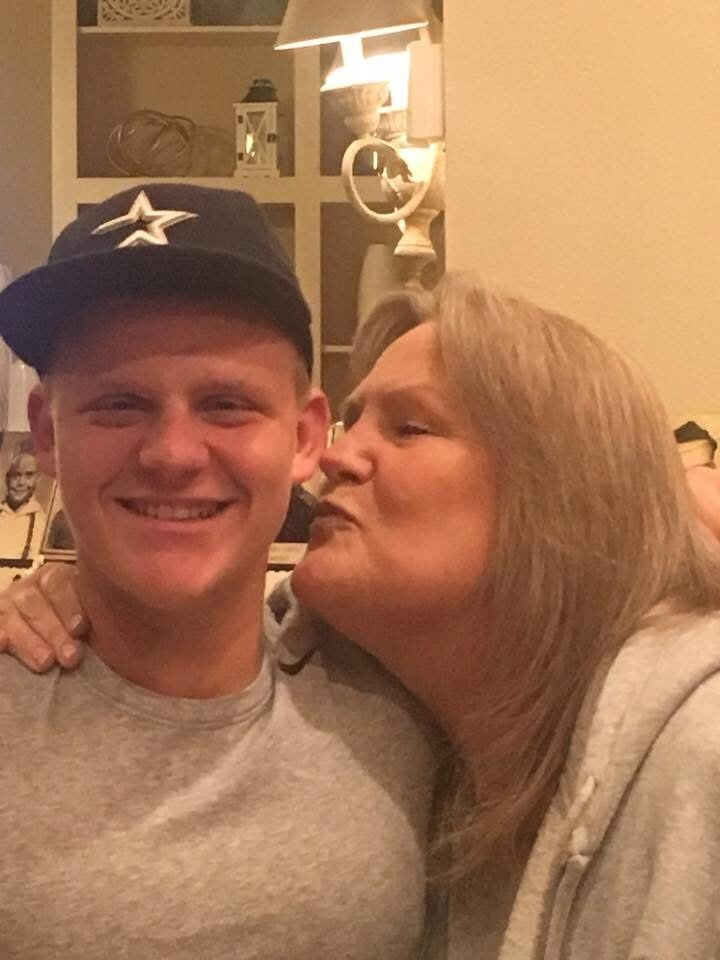 Lisa Elaine Ivy - Photo 10