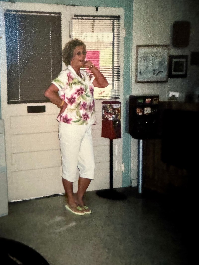 Kay Larkin Dennison - Photo 7