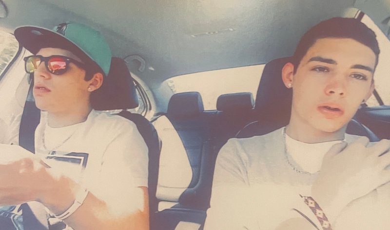 Sebastian Kane Bott - Photo 10