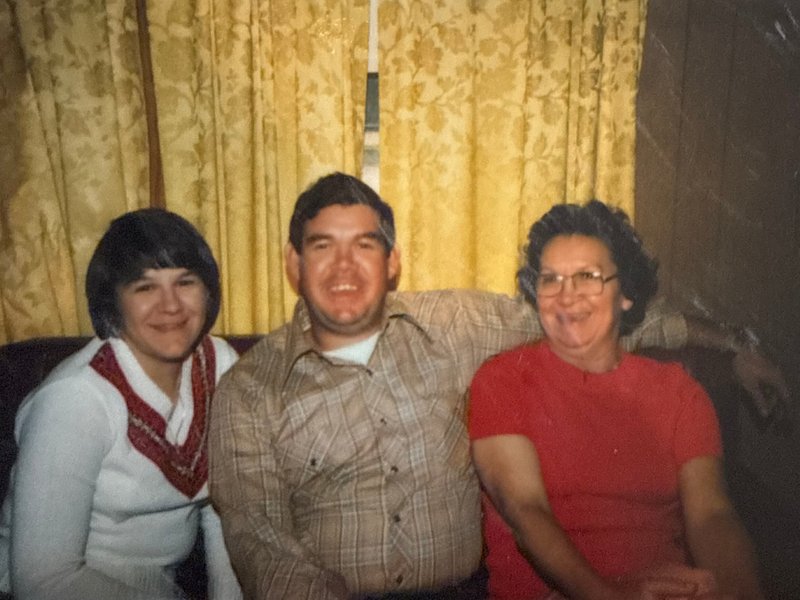 Nelda Rae Roth - Photo 8