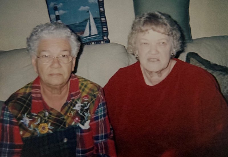 Nelda Rae Roth - Photo 5