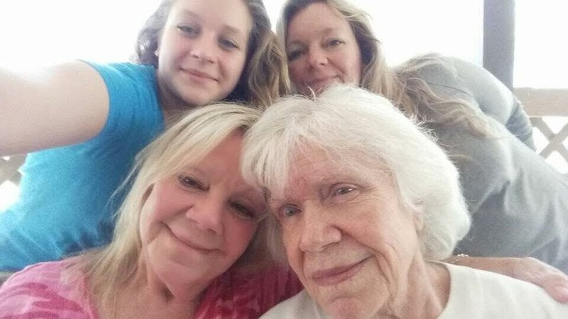 Elsie Jean Fondren - Photo 8