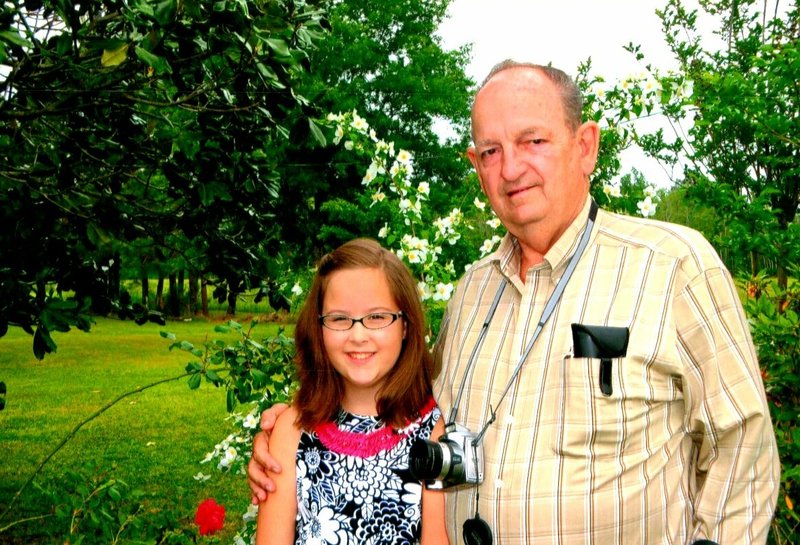 Robert Earl West - Photo 7