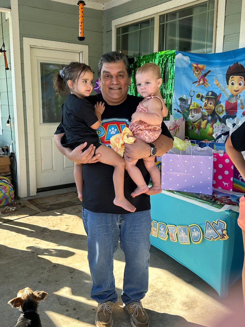 Noe Jose Zamarripa - Photo 8