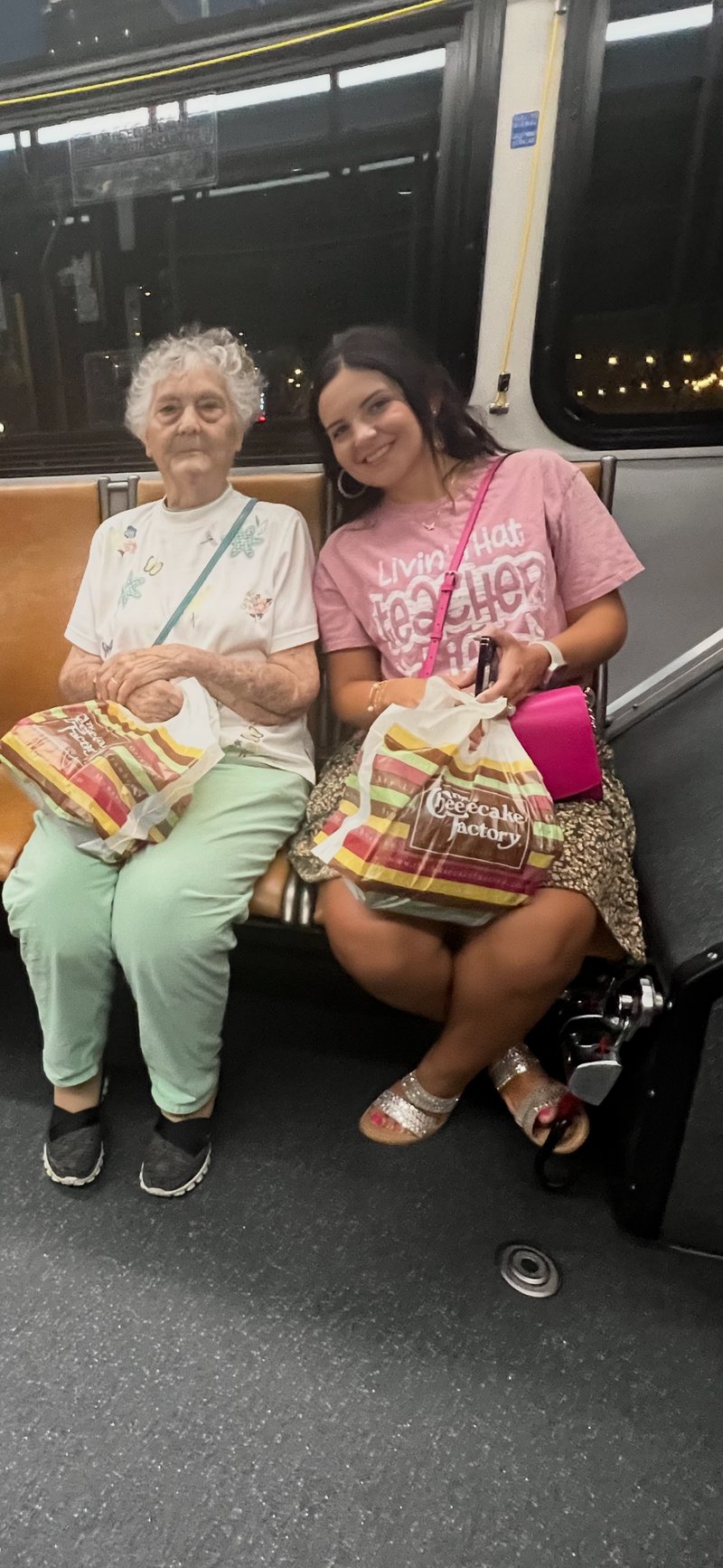 Wanda Sue Santos - Photo 11