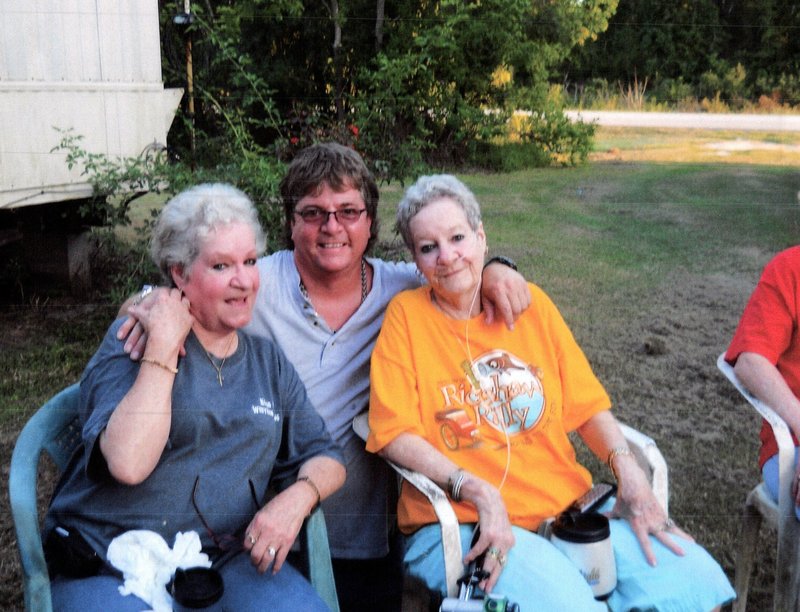 Evonne Romere Jackson - Photo 2