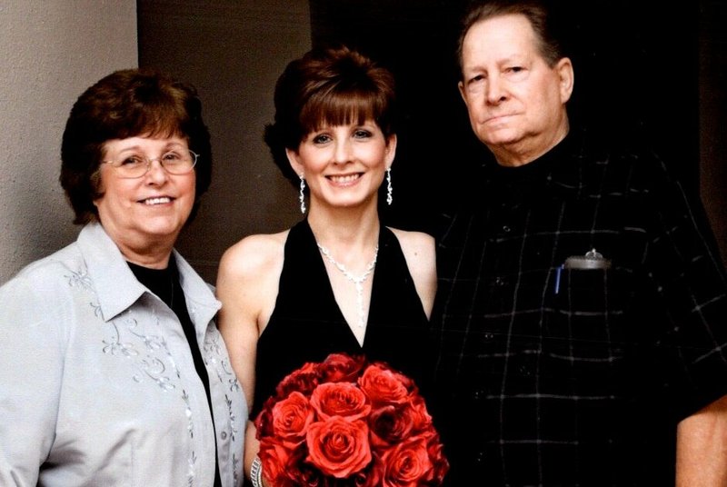 Carolyn Jo Love - Photo 4