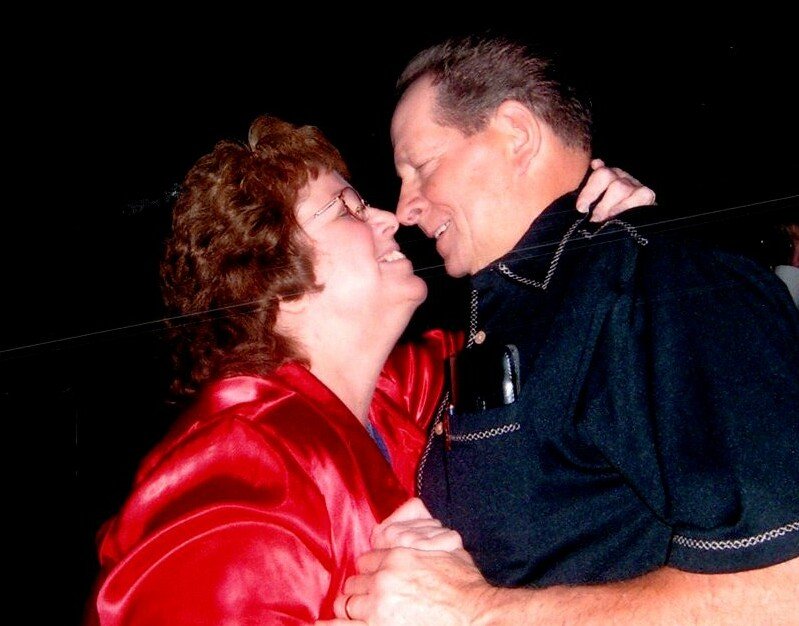 Carolyn Jo Love - Photo 8