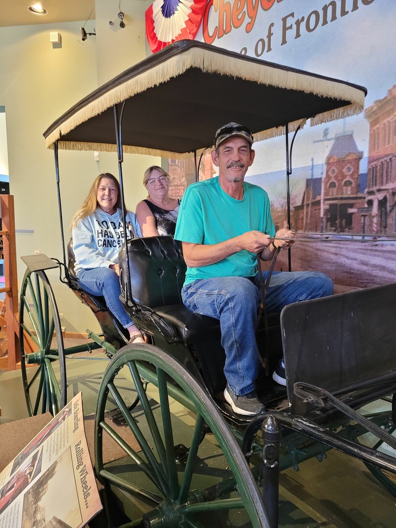 Laurie Jane Long - Photo 11